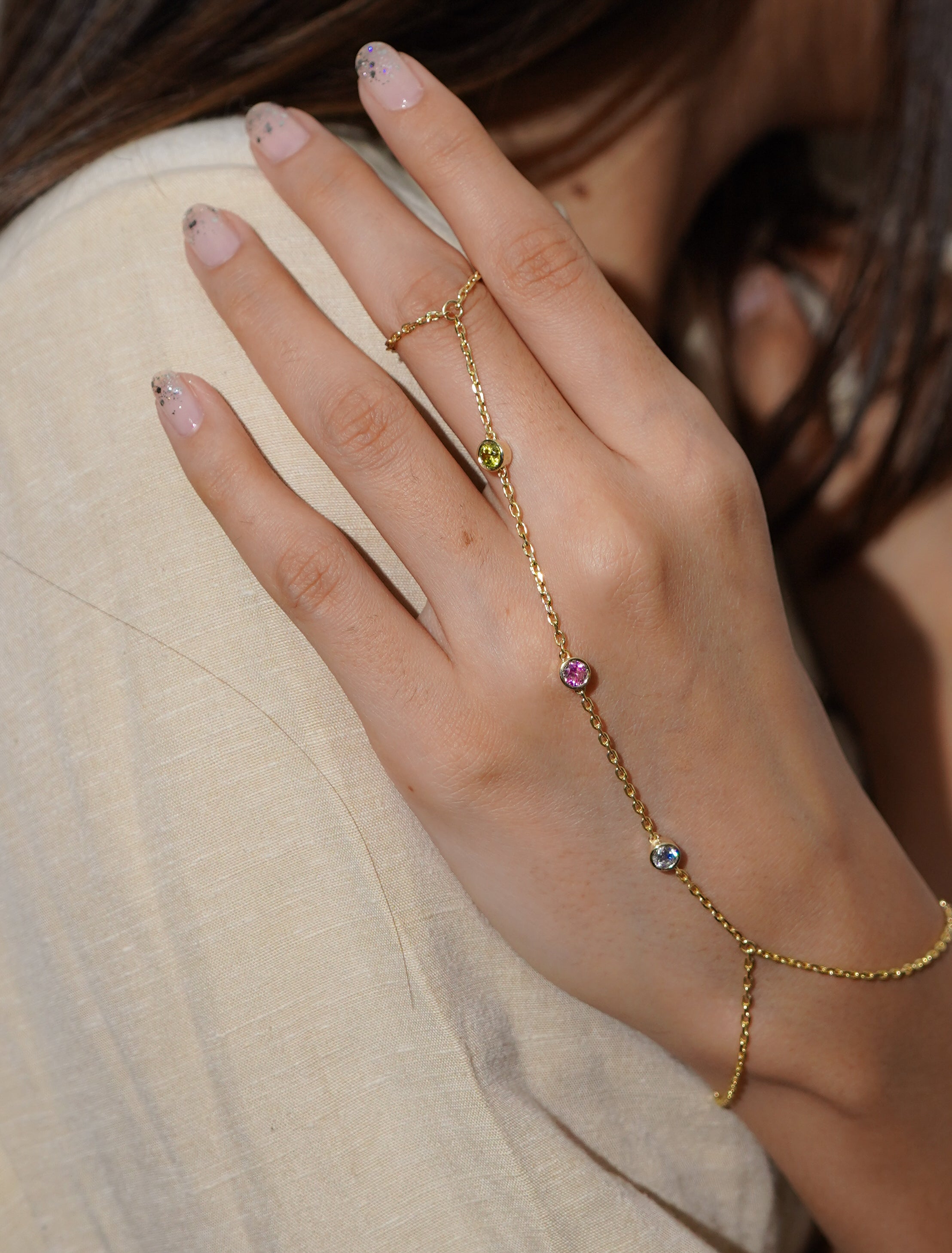 Vira – Minimal Hathphool