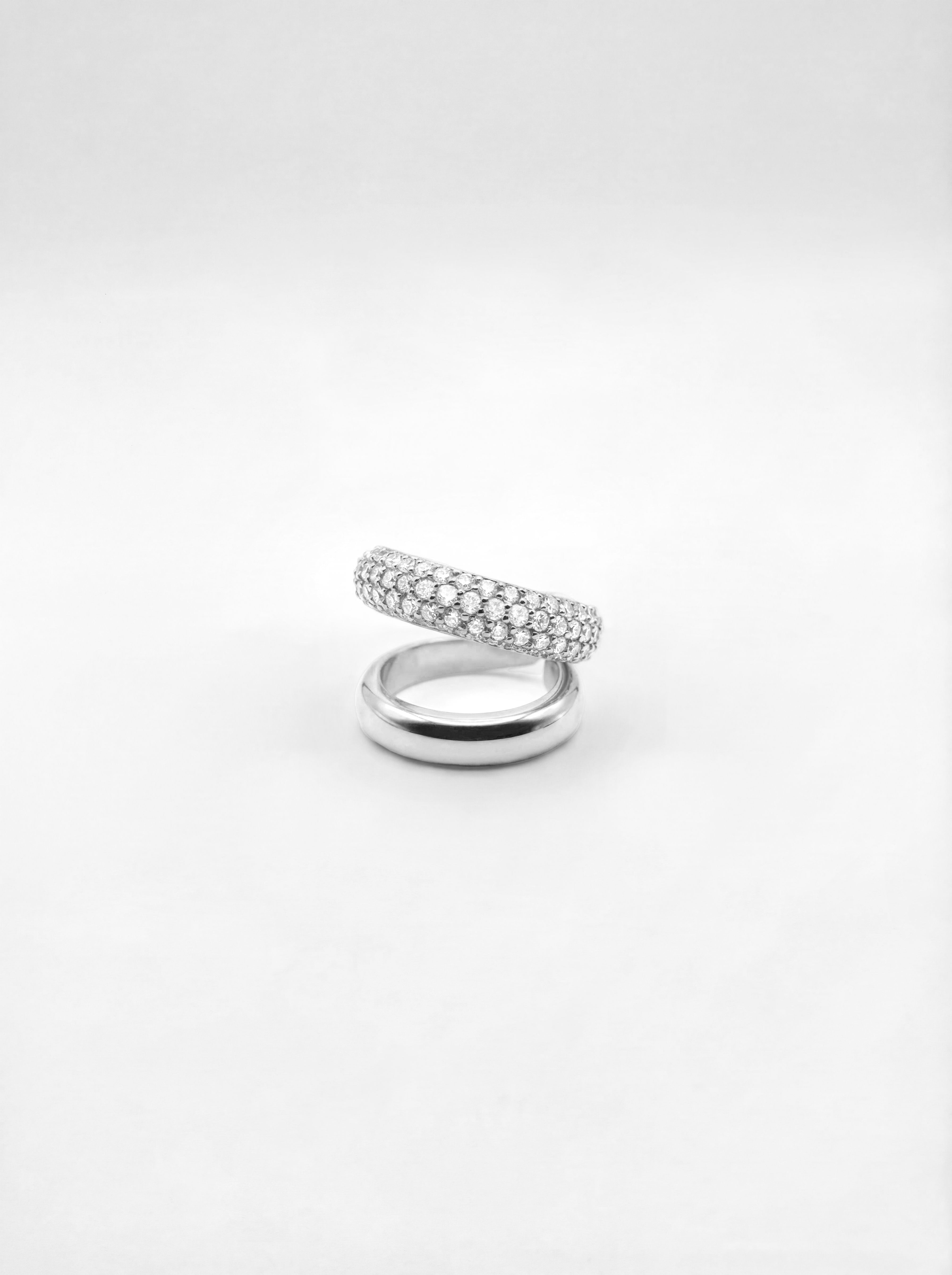 Celeste Curve Ear Cuff