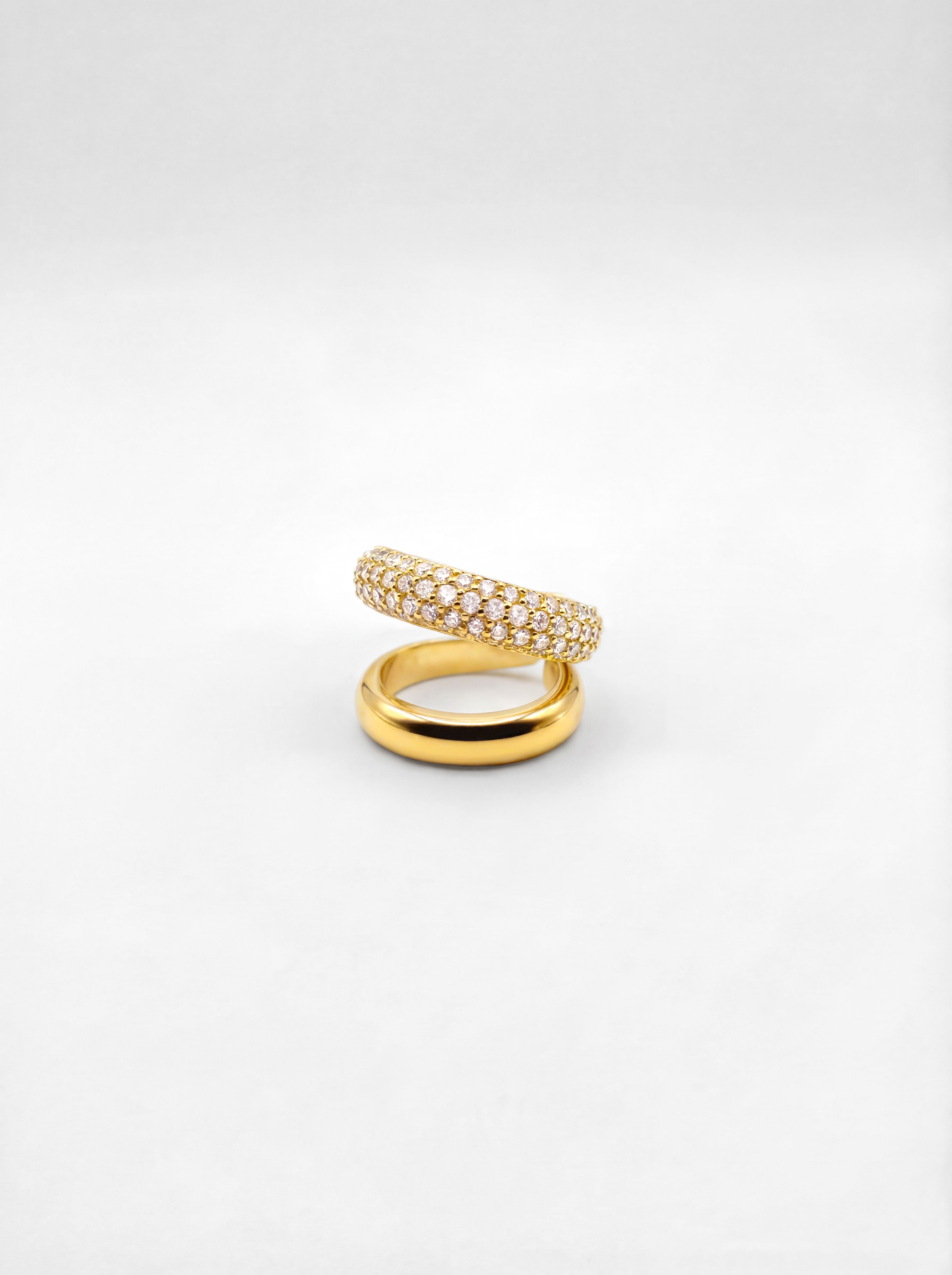 Celeste Curve Ear Cuff