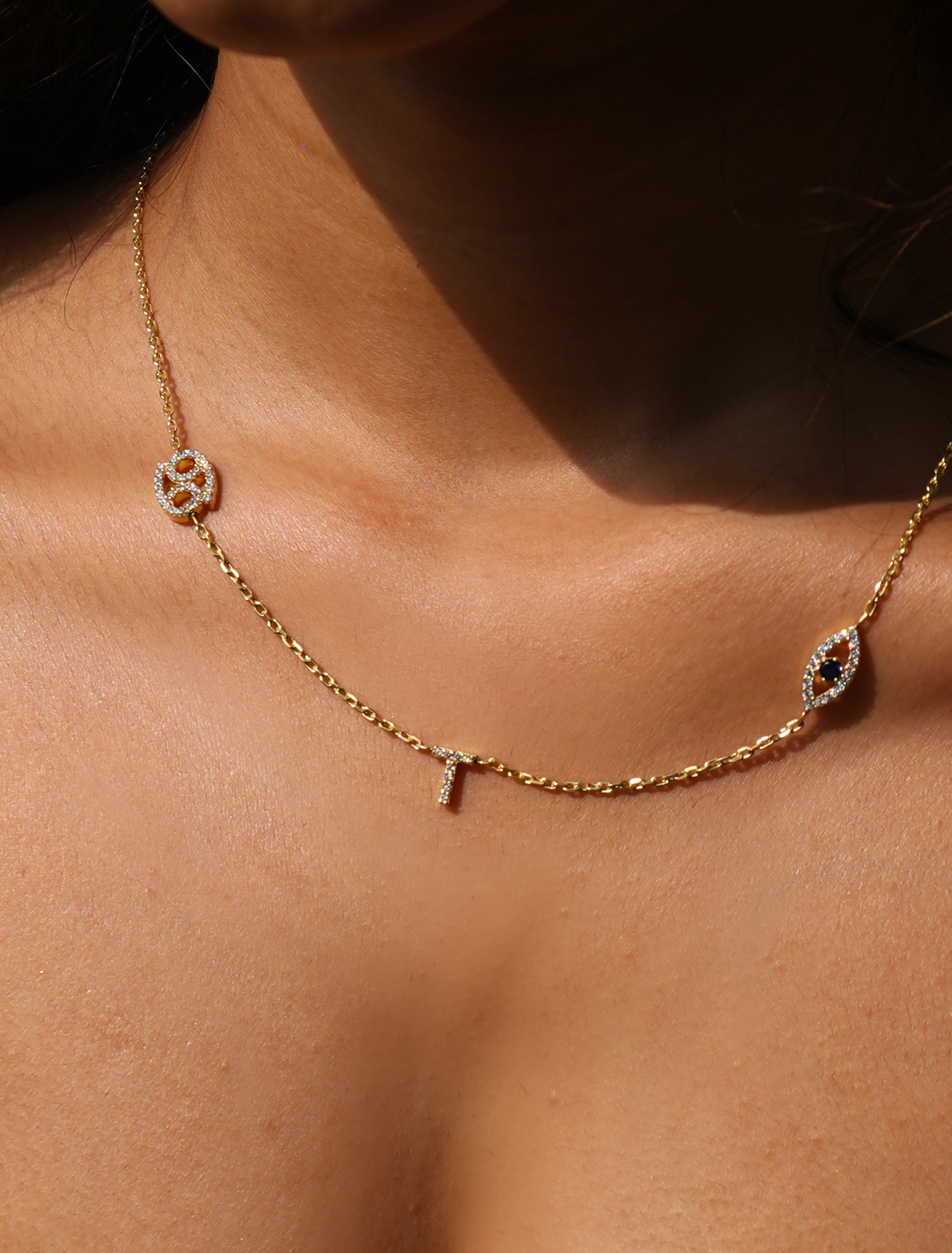 Trinity necklace - Main Image