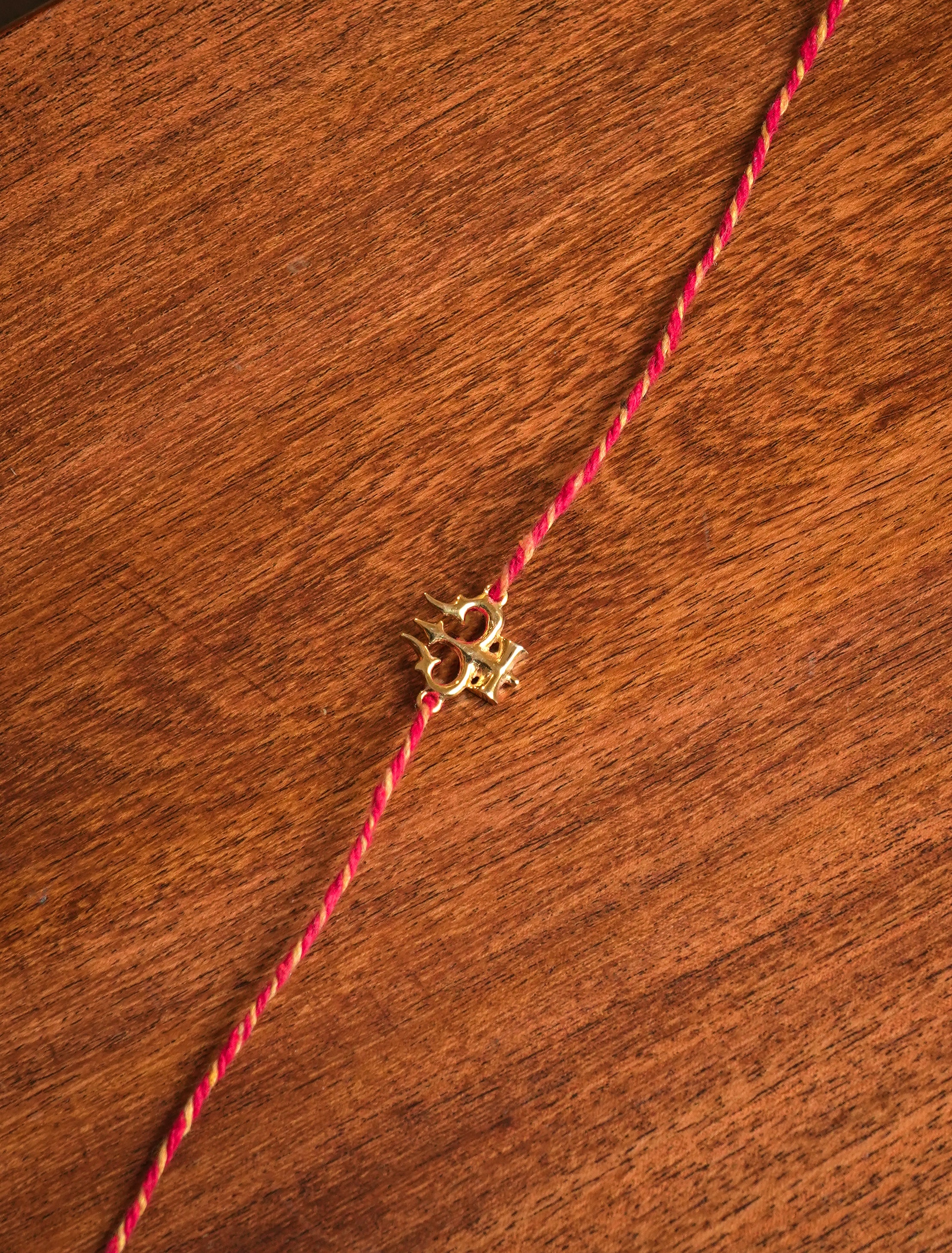 Trishul Rakhi Hamper