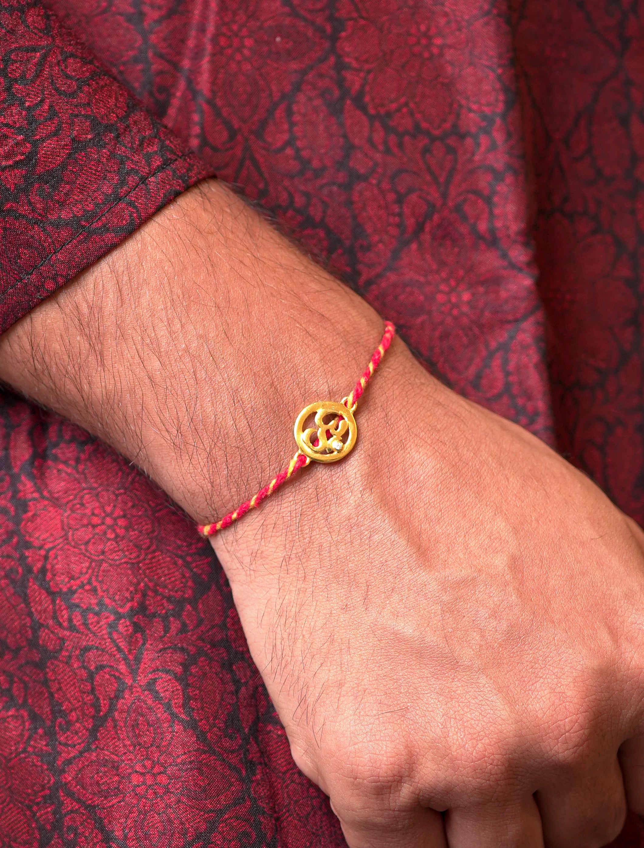 Om Rakhi Hamper