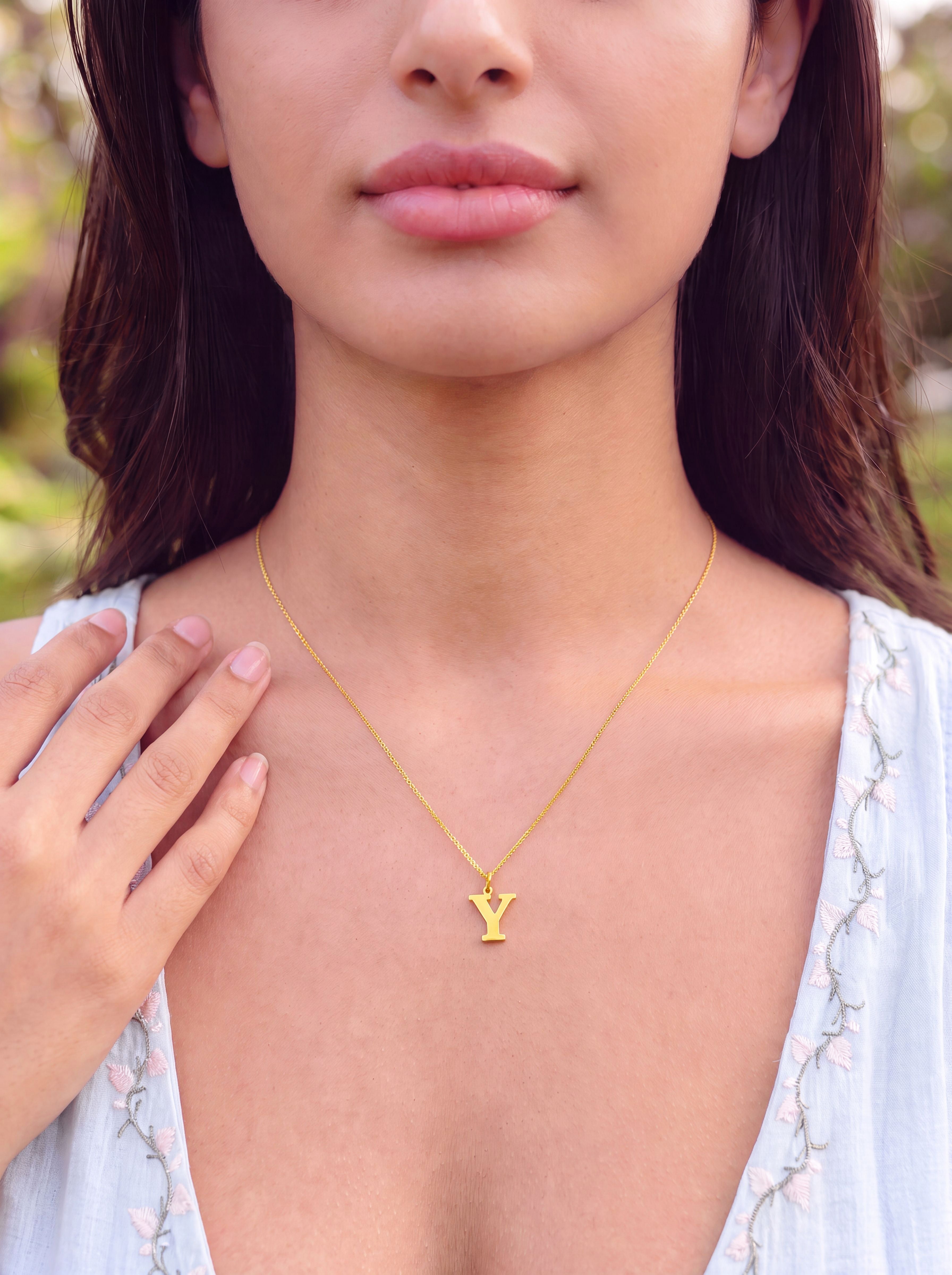 Minimal Initial Pendant