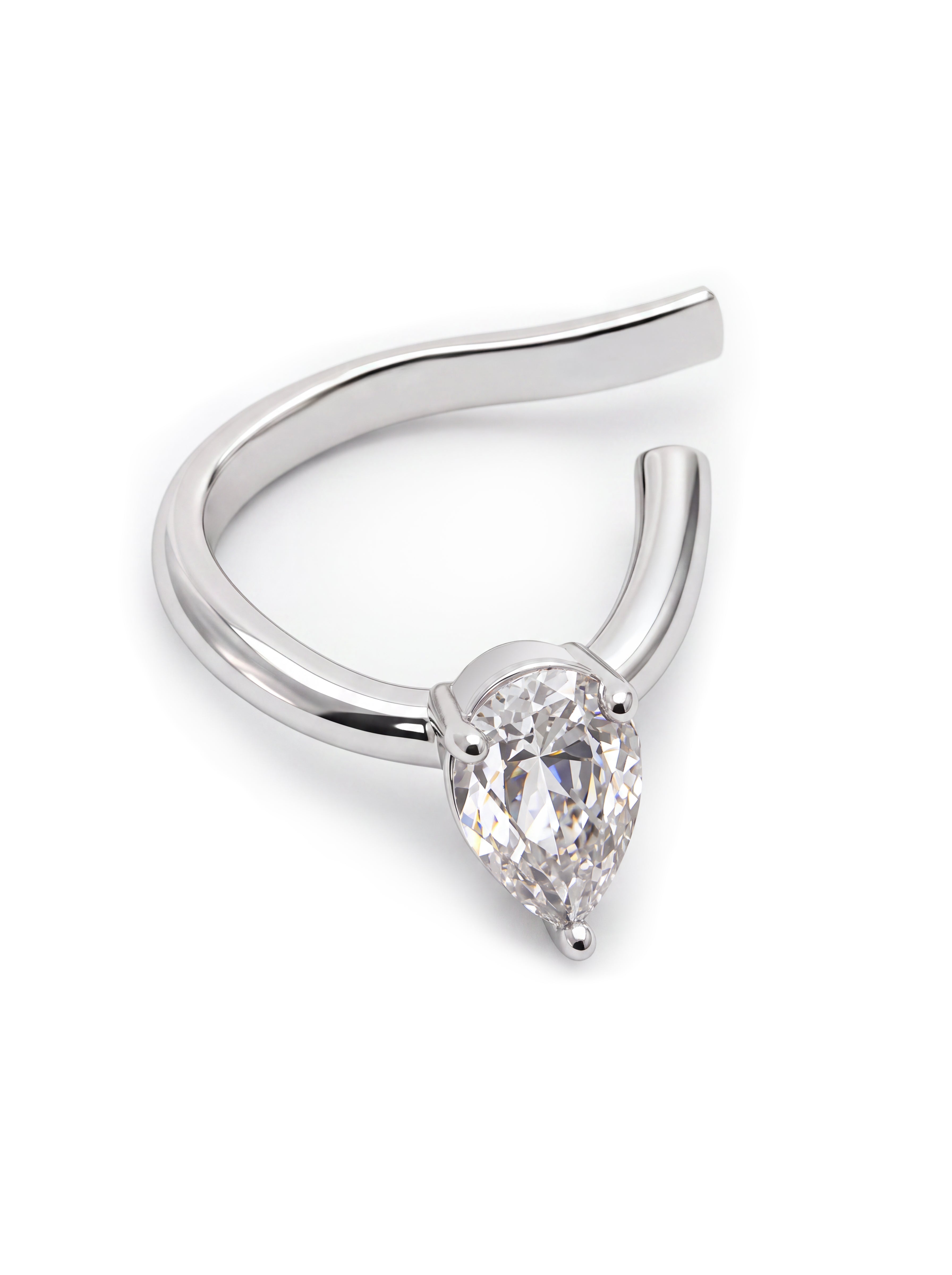 Mira Ear Cuff